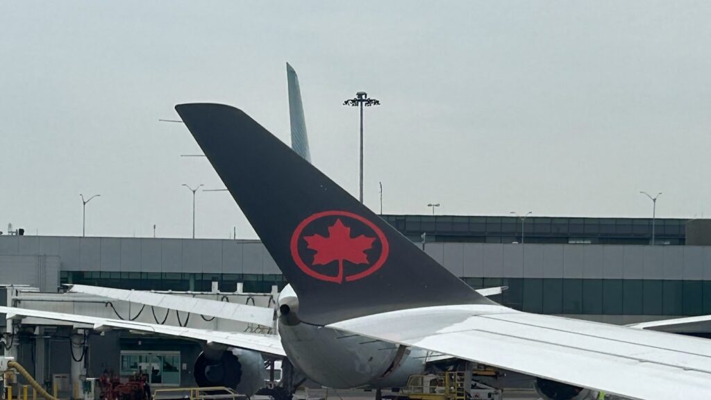 The Essential Guide to the Air Canada Aeroplan® Program