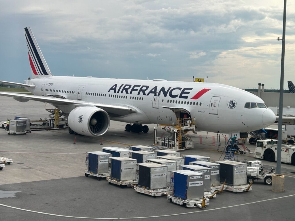 The Essential Guide to the Air France/KLM Flying Blue Program