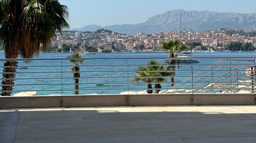 American Express Refer a Friend Program in Canada